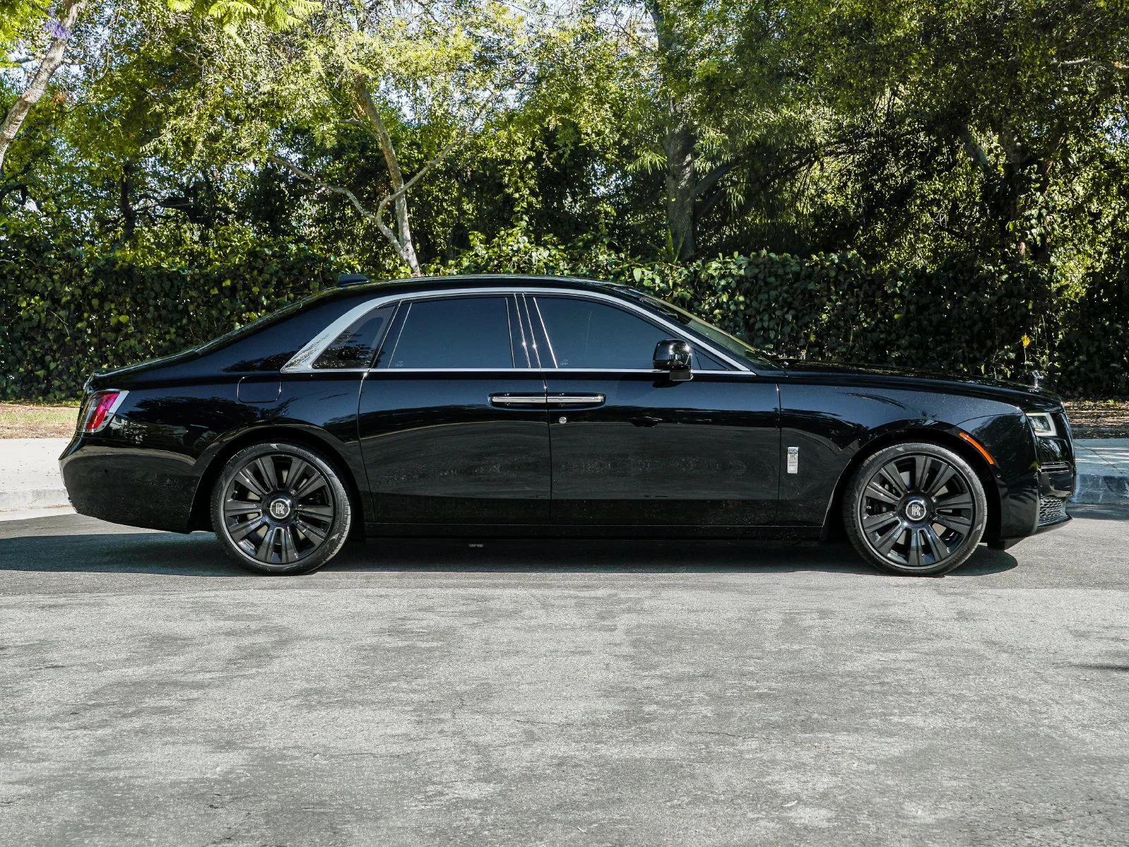 Certified Used 2021 Black Diamond Rolls-Royce  image 8
