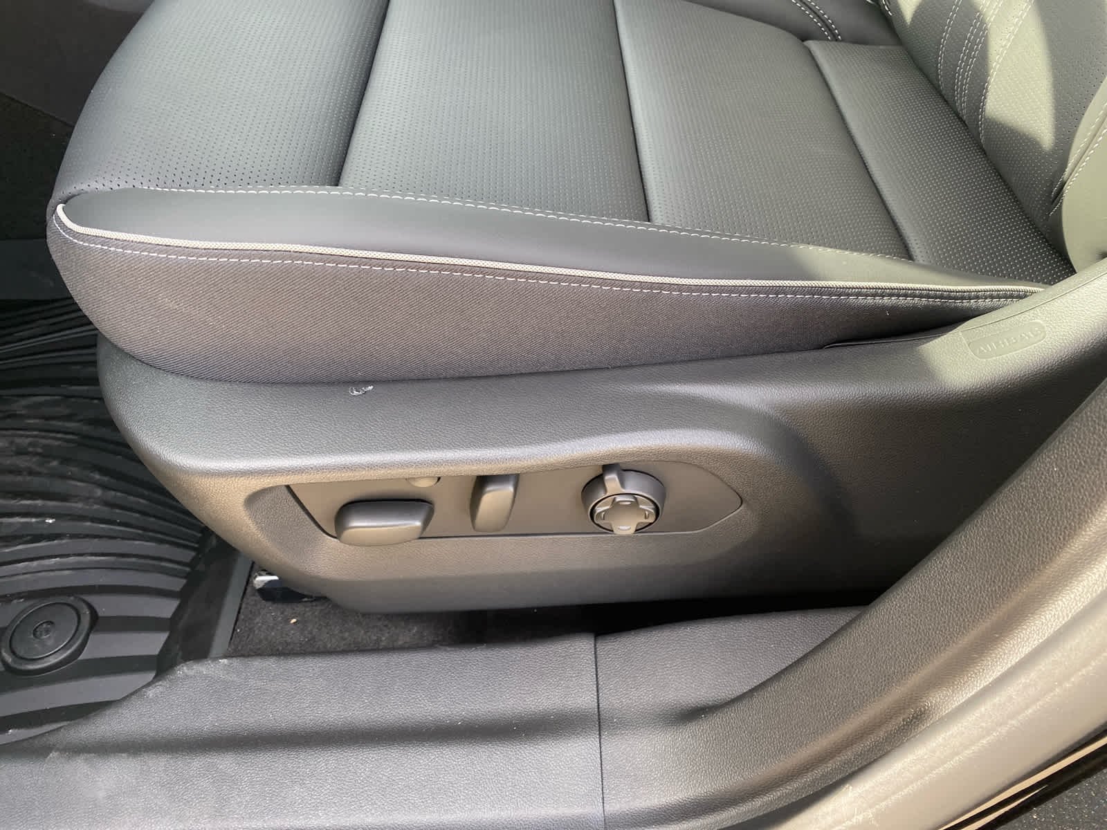 2026 Buick Envision Avenir - Photo 15