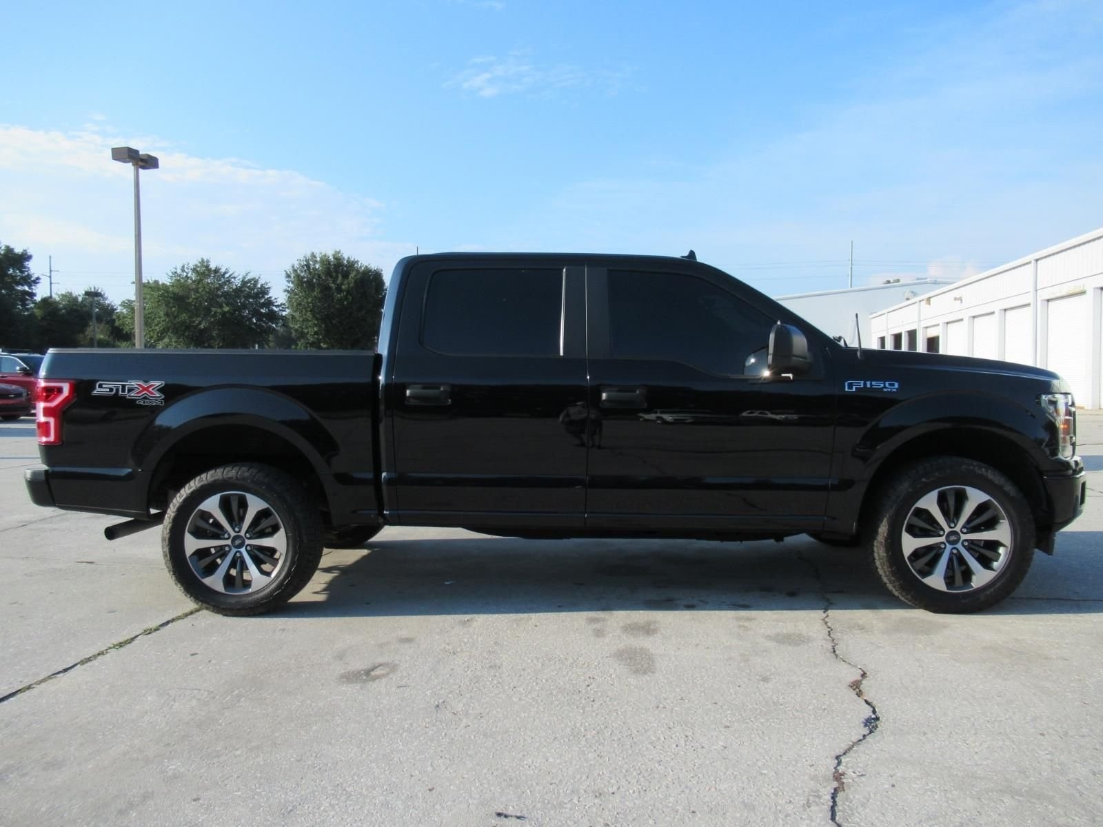 Used 2020 Black Ford XL image 2