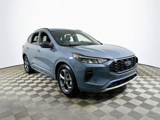 Certified Pre-Owned 2023 Ford Escape ST-Line
