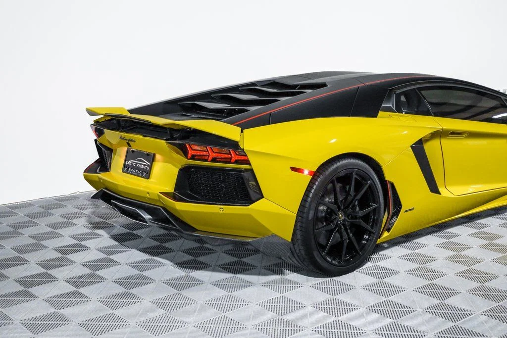 2016 Lamborghini Aventador Pirelli Edition - Photo 8