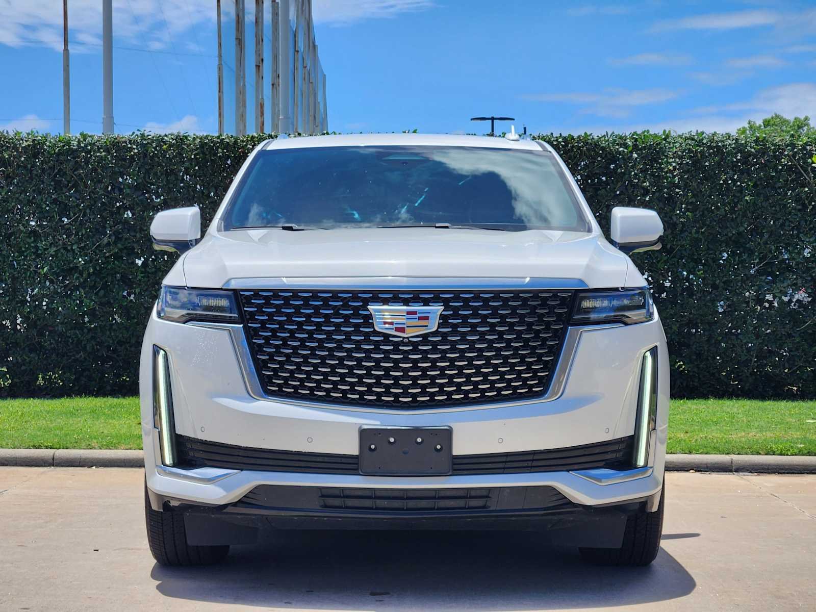 Used 2021 Crystal White Tricoat Cadillac Premium Luxury image 2