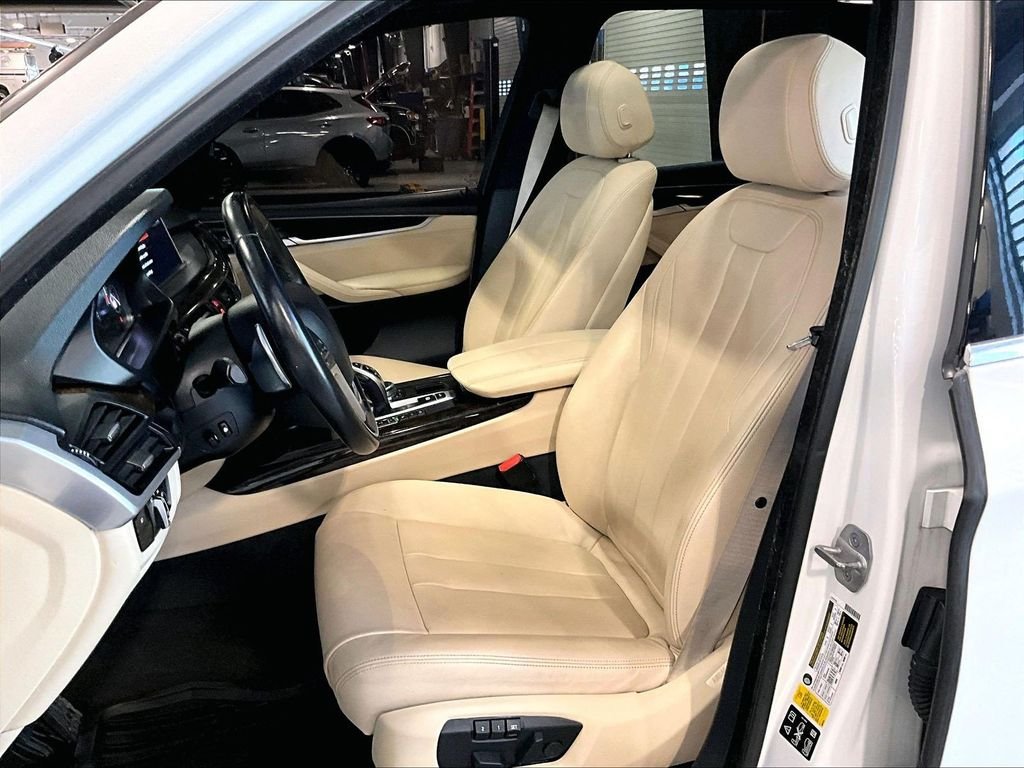 Used 2018 White BMW xDrive35i image 10