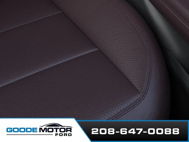 New 2026 Star White Metallic Tri-Coat Ford Platinum™ image 16