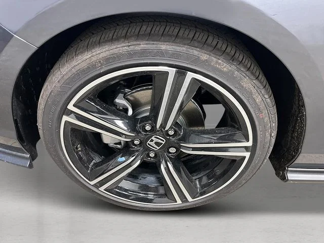 New 2026 Meteorite Gray Metallic Honda SE image 12