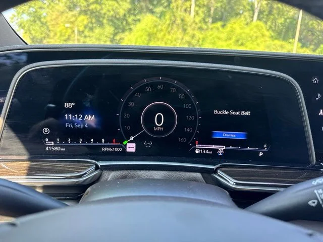 Used 2022 White Cadillac Sport image 27