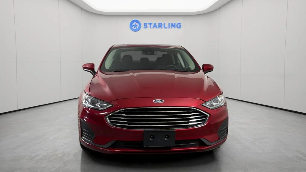 Used 2020 Red Ford SE image 15