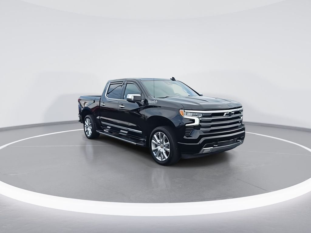 Used 2024 Black Chevrolet High Country image 2