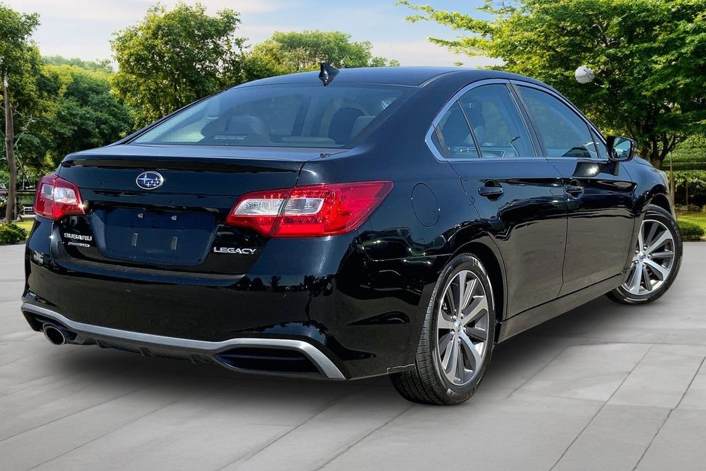 Used 2018 Black Subaru 2.5i image 6