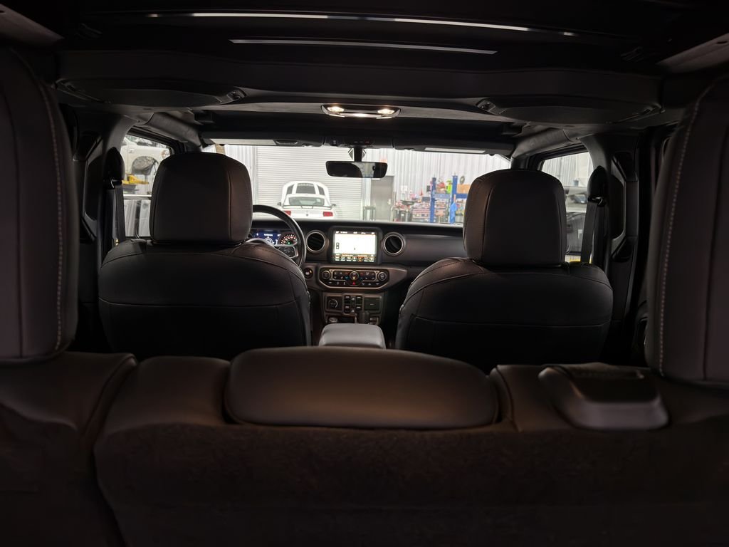 Used 2023 Bright White Clearcoat Jeep Sahara image 9