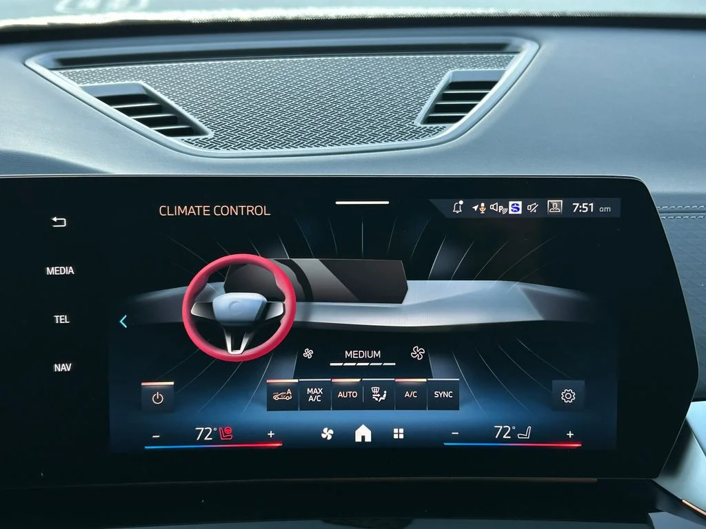 2026 BMW X2 28i - Photo 24