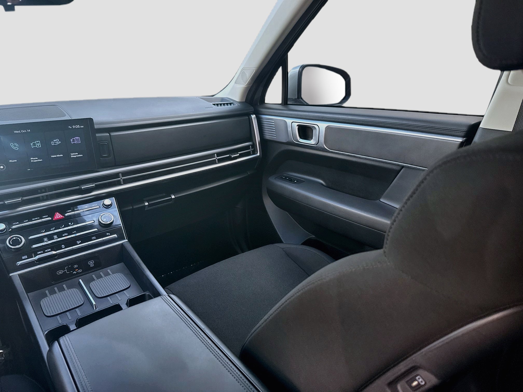Certified Used 2024 Shimmering Silver Hyundai SE image 19