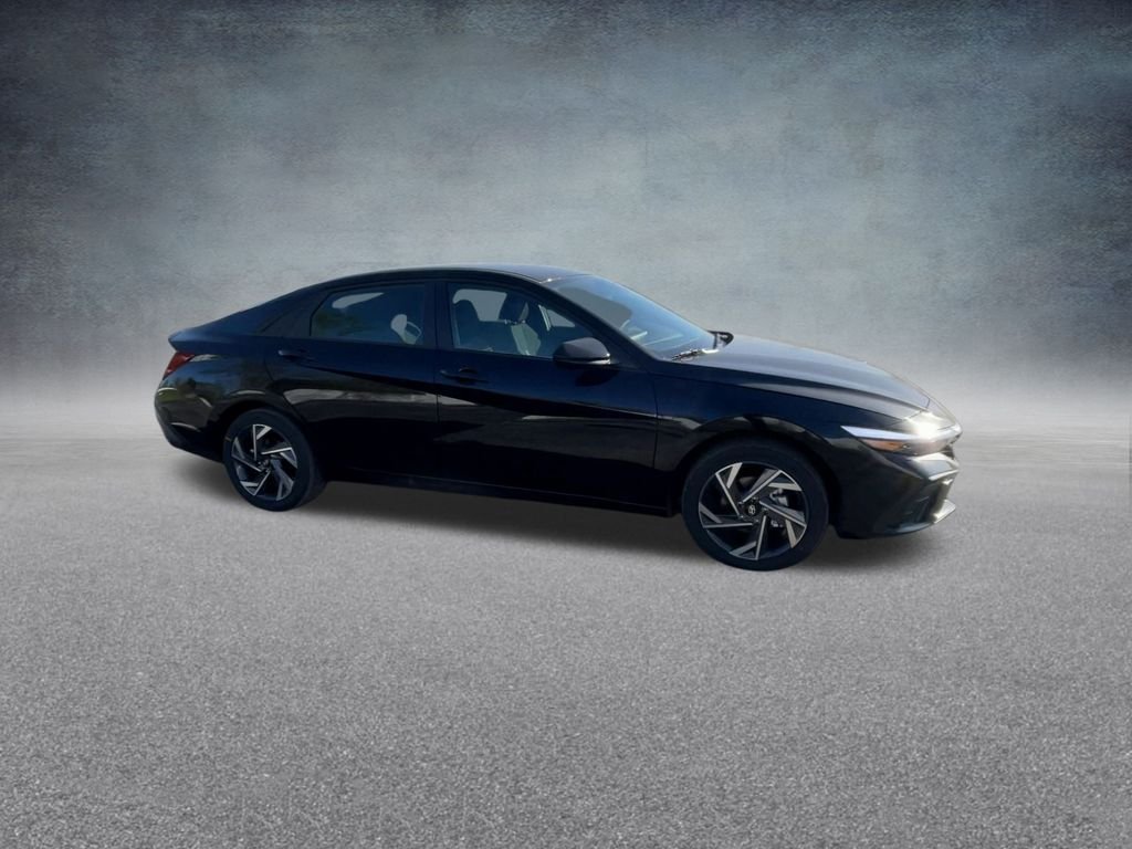 2025 Hyundai Elantra Blue - Photo 27
