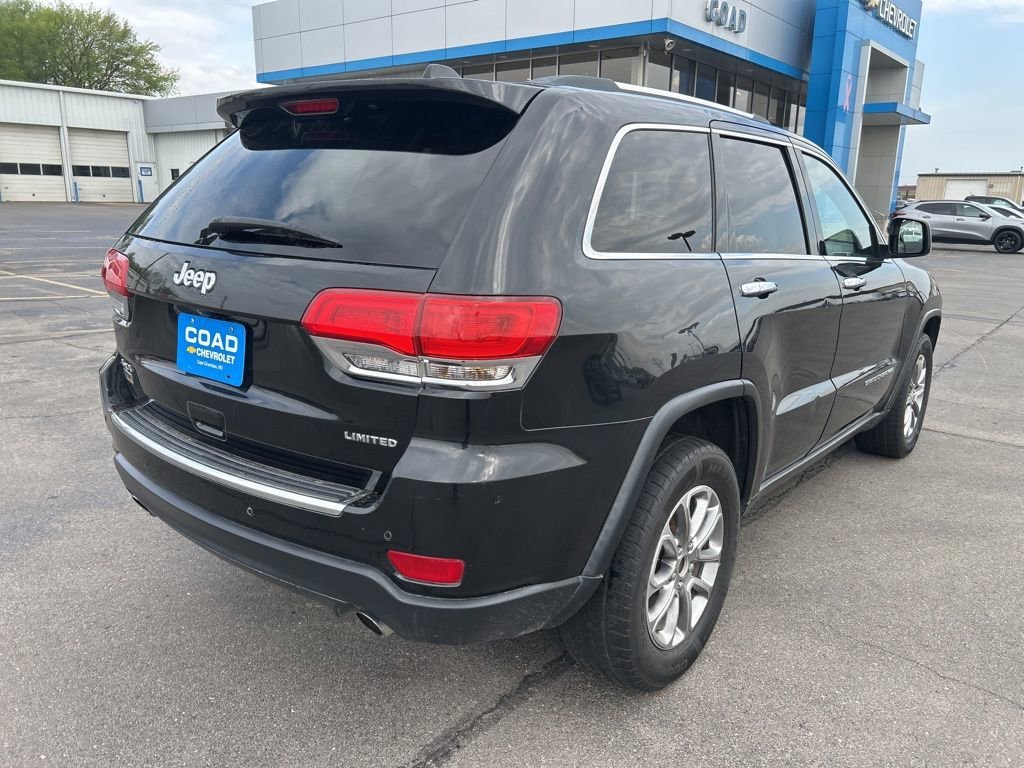 Used 2014  Jeep Limited image 3