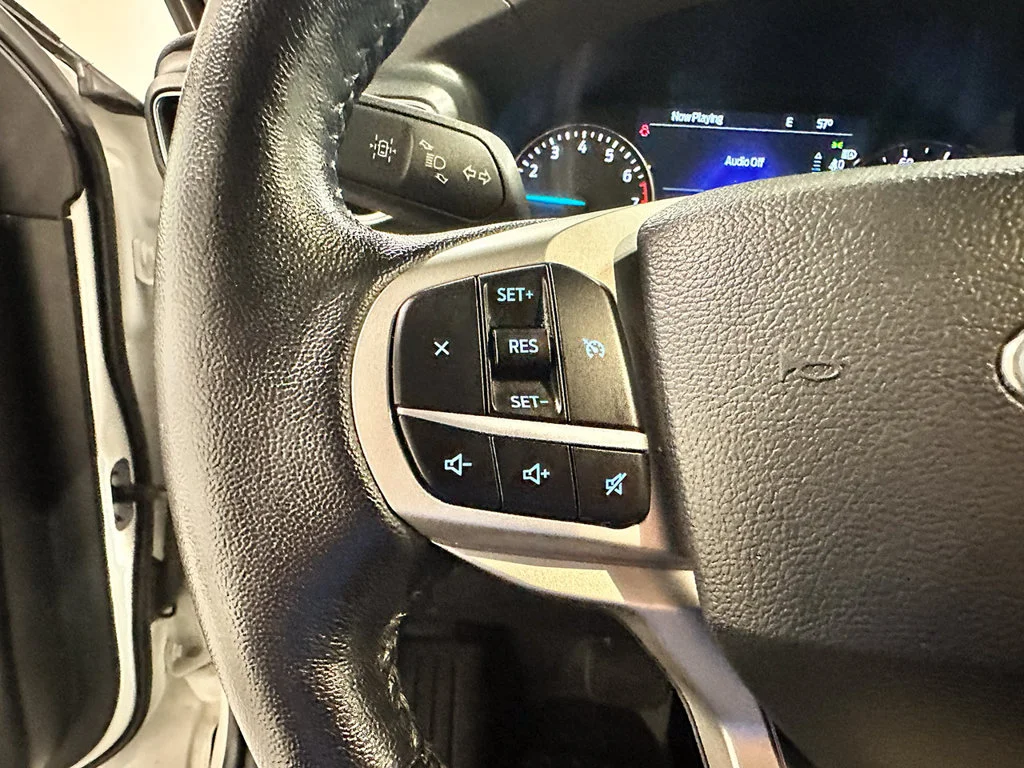 Used 2022 White Ford XLT image 36