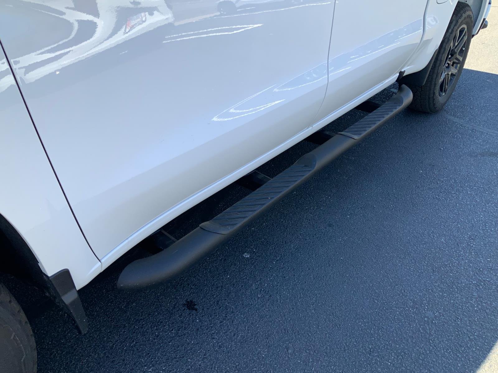 New 2026 Summit White Chevrolet RST image 33