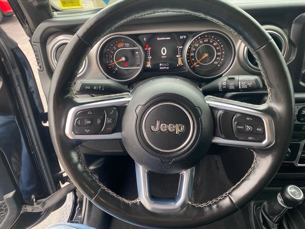 Used 2020 Black Clearcoat Jeep Sahara image 10