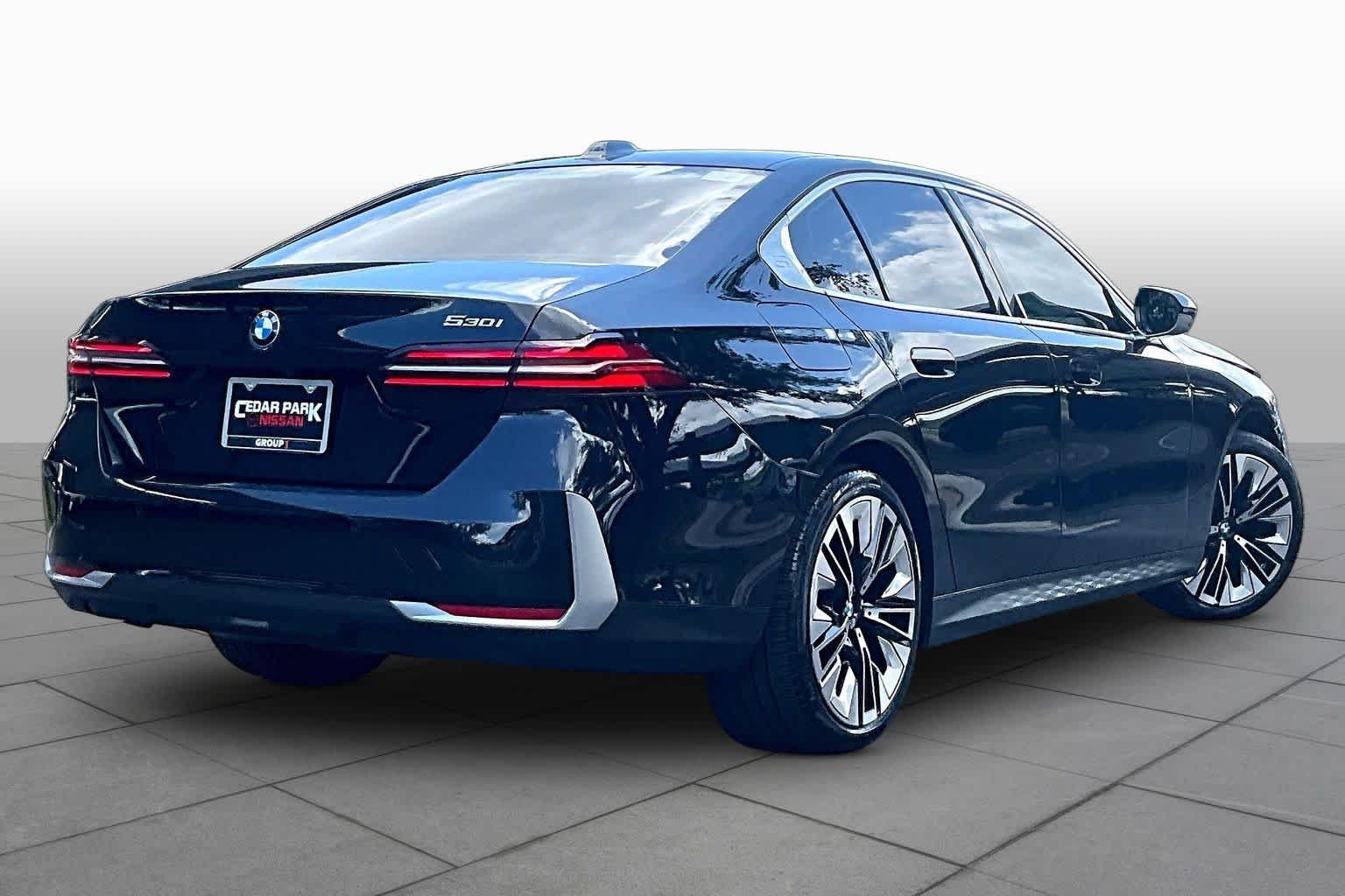 Used 2024 Black Sapphire Metallic BMW 530i image 13