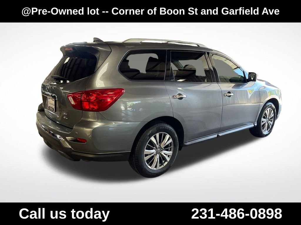 Used 2020 Gray Nissan SL image 5