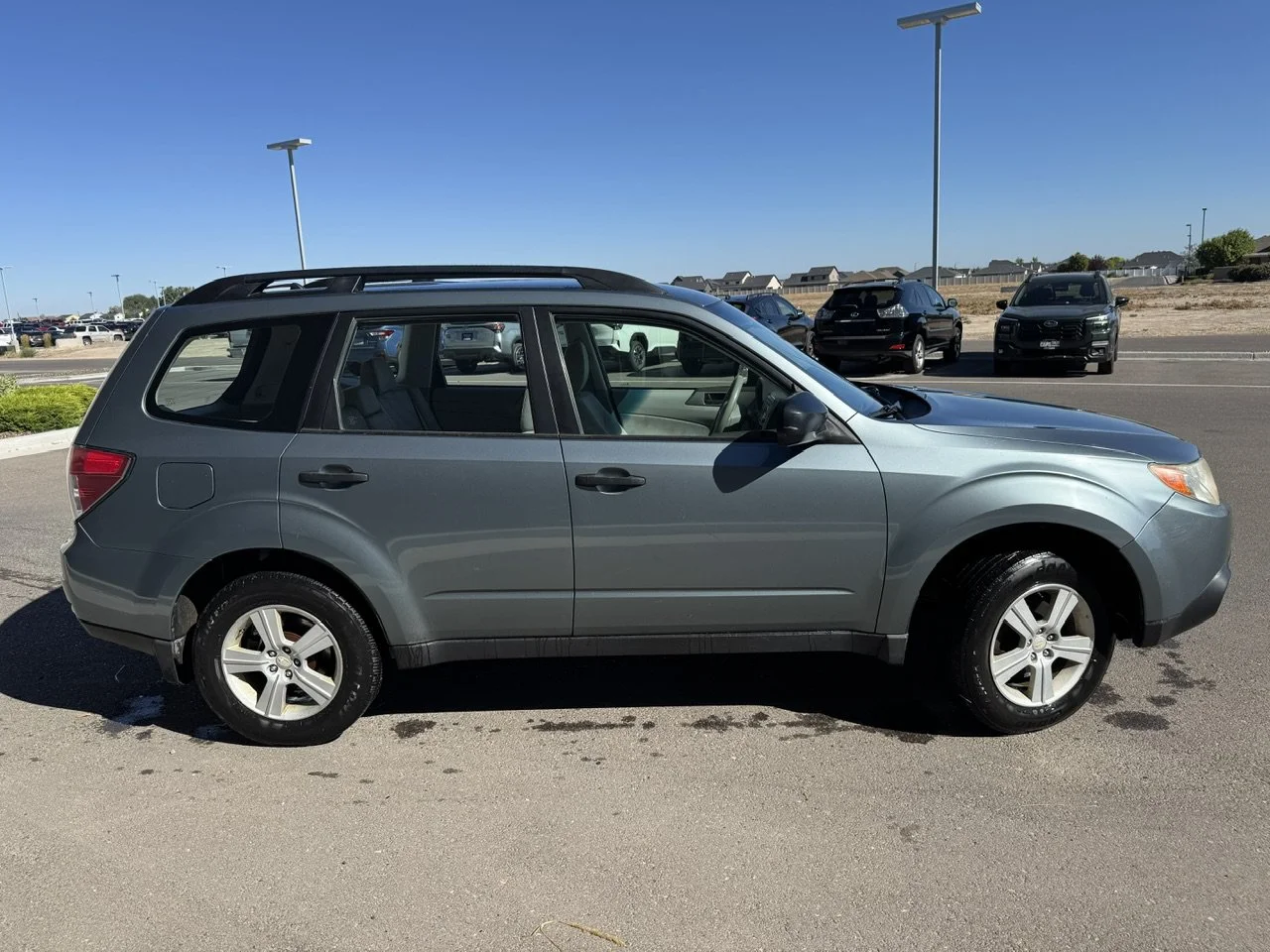 Used 2010 Sage Green Metallic Subaru 2.5X image 8