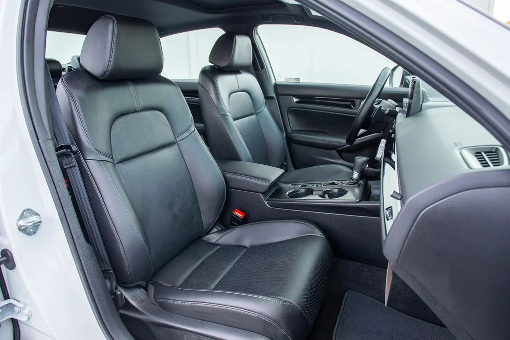 2026 Honda Civic Sport Touring - Photo 22