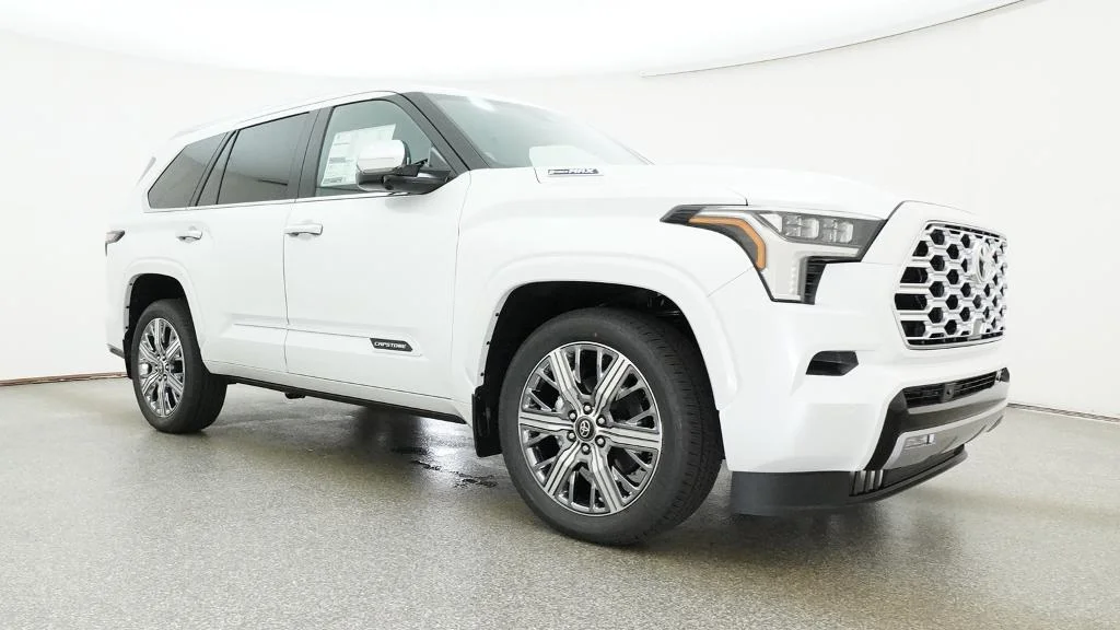 New 2026 Wind Chill Pearl Toyota Capstone image 9