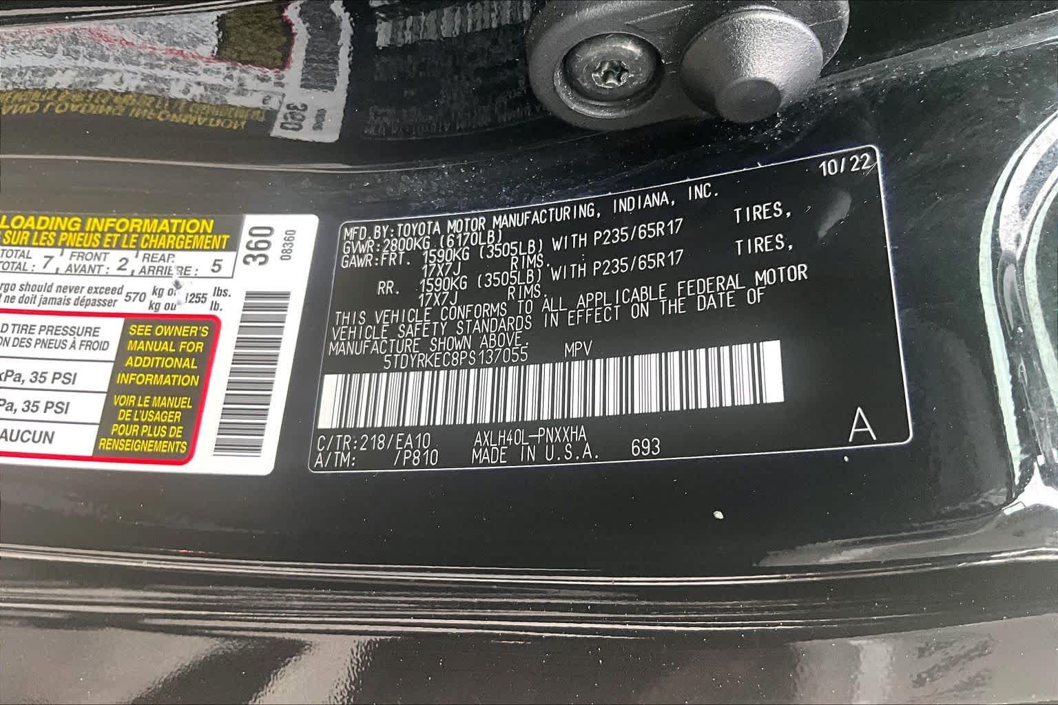 Used 2023 Midnight Black Metallic Toyota XLE image 37