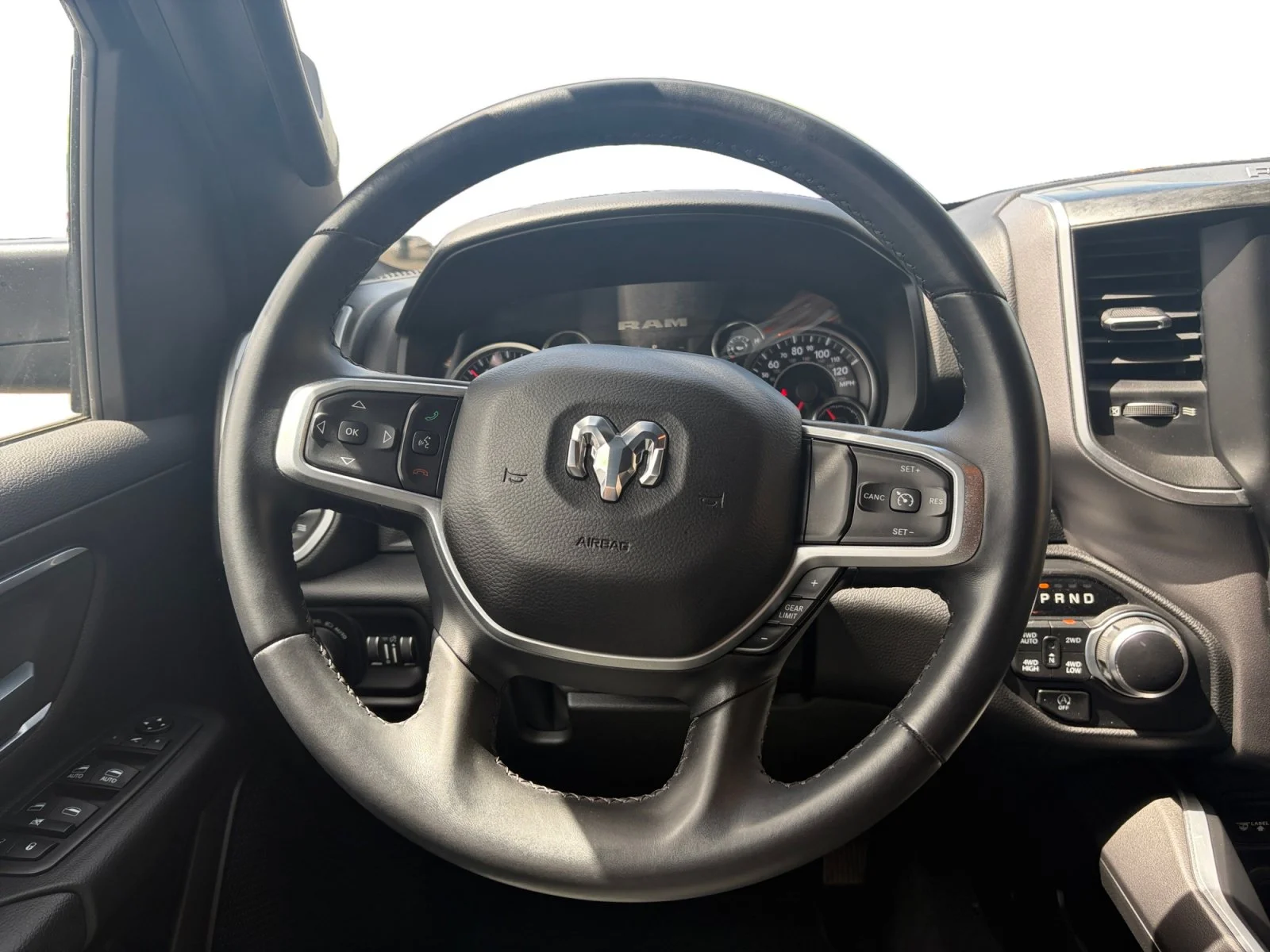 Used 2019 Silver Ram Big Horn/Lone Star image 13