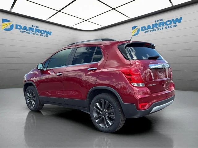Used 2019 Red Chevrolet Premier image 3
