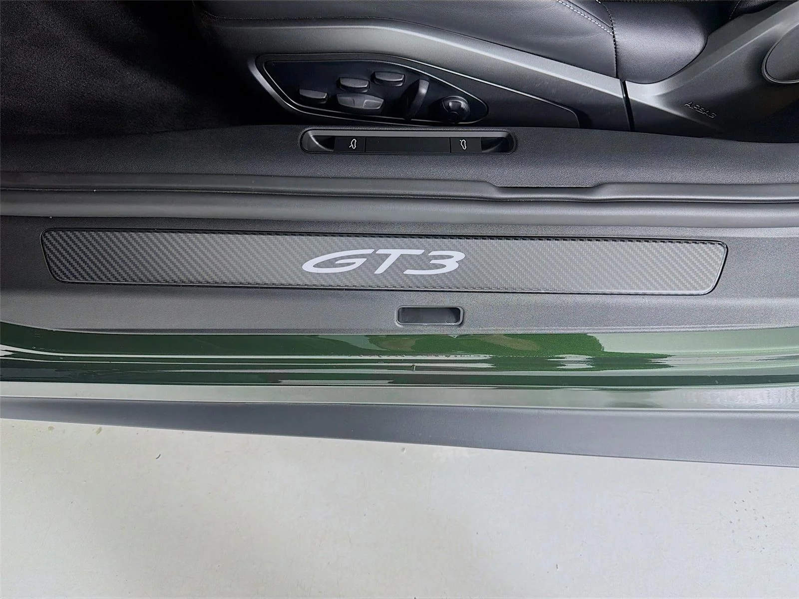 Certified Used 2026 Oak Green Metallic Neo Porsche GT3 image 10