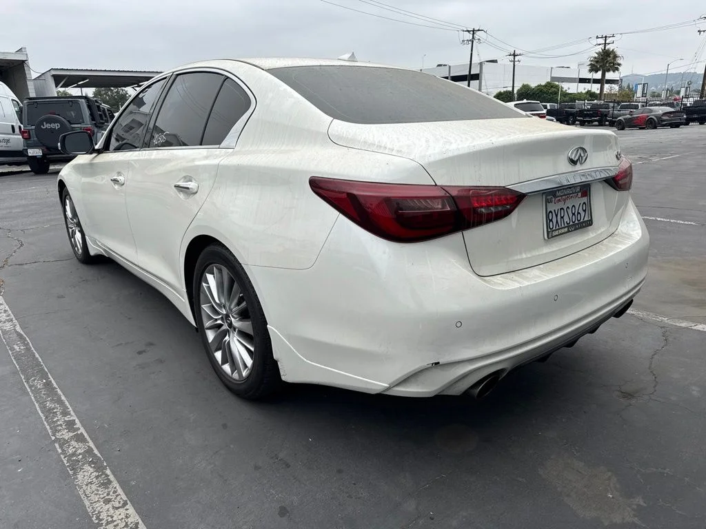 Used 2021 White INFINITI 3.0t LUXE image 5