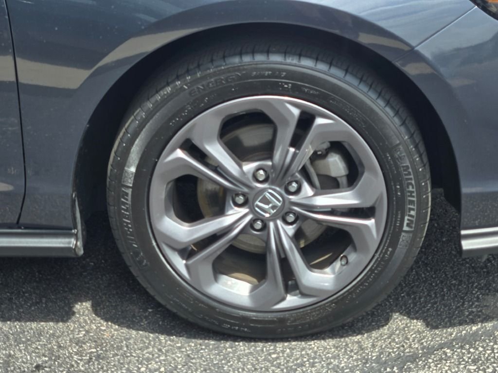 Used 2023 Meteorite Gray Metallic Honda EX image 5