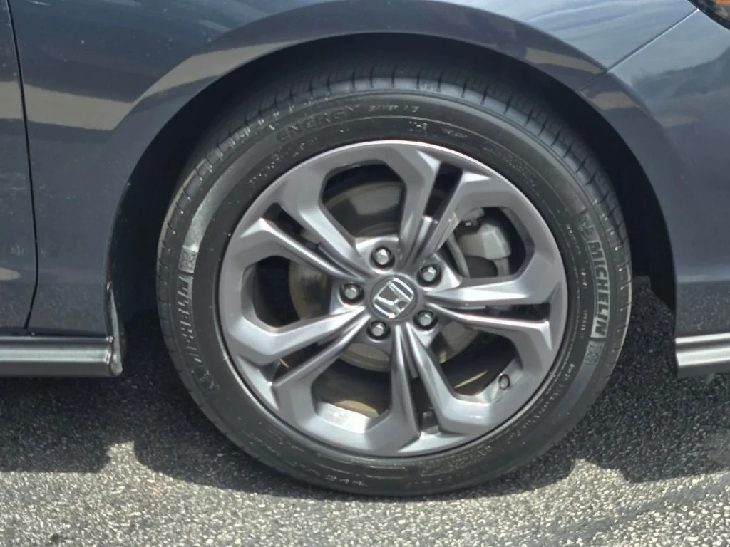 Used 2023 Meteorite Gray Metallic Honda EX image 5