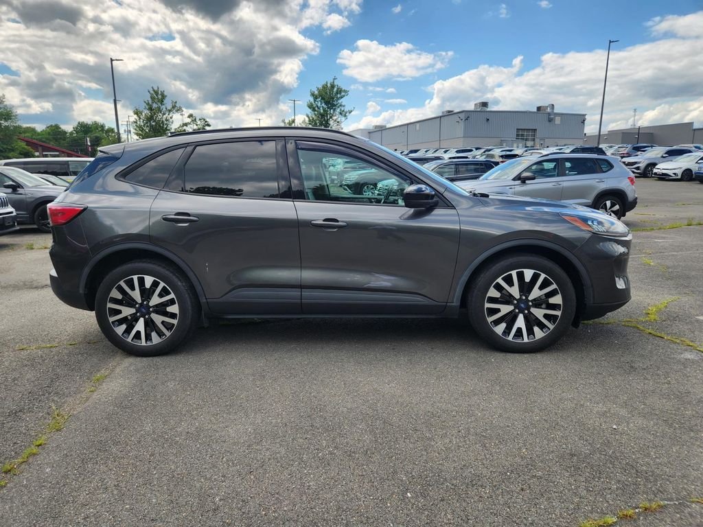 Used 2020 Gray Ford SE Sport image 7