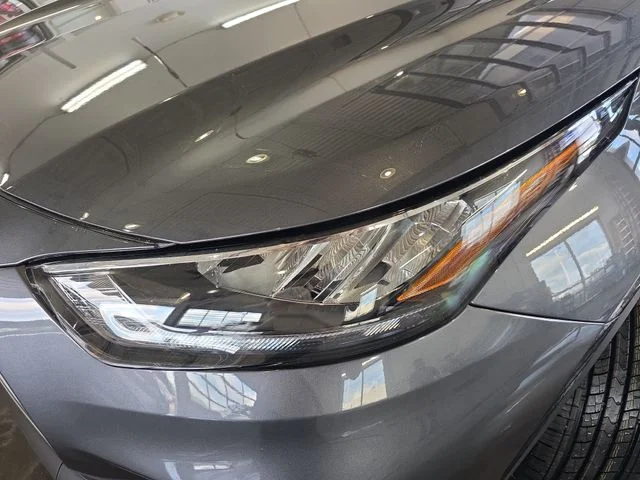 Used 2020 Magnetic Gray Metallic Toyota XLE image 34