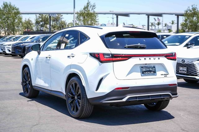 2026 Lexus NX 450h+ F-Sport - Photo 9