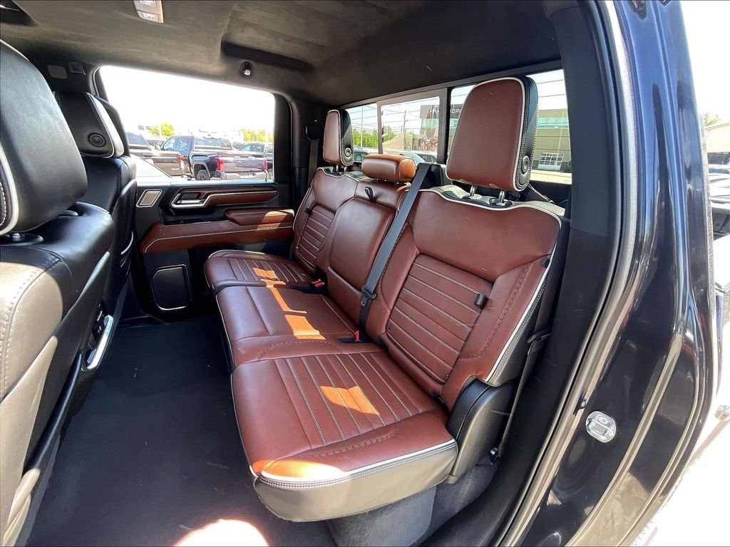 Used 2024 Silver GMC Denali Ultimate image 15