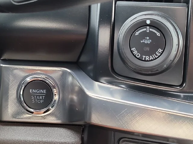 New 2027 Oxford White Ford King Ranch image 30