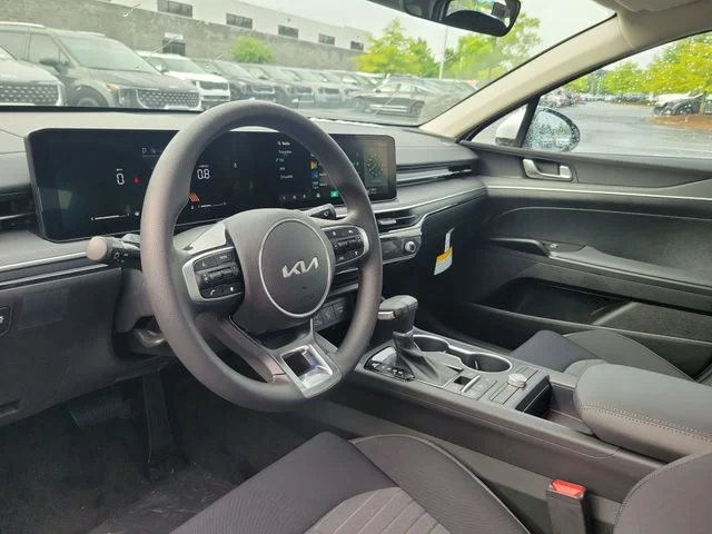 New 2026 Snow White Pearl Kia LXS FWD image 11