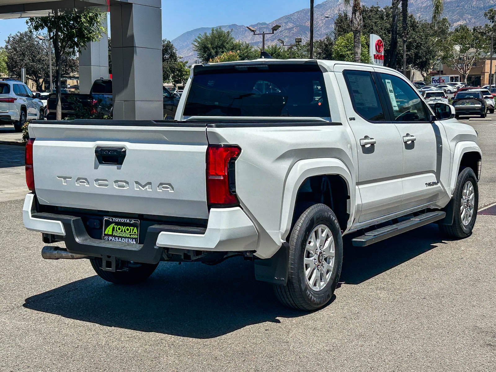 New 2026 Ice Cap Toyota SR5 image 6