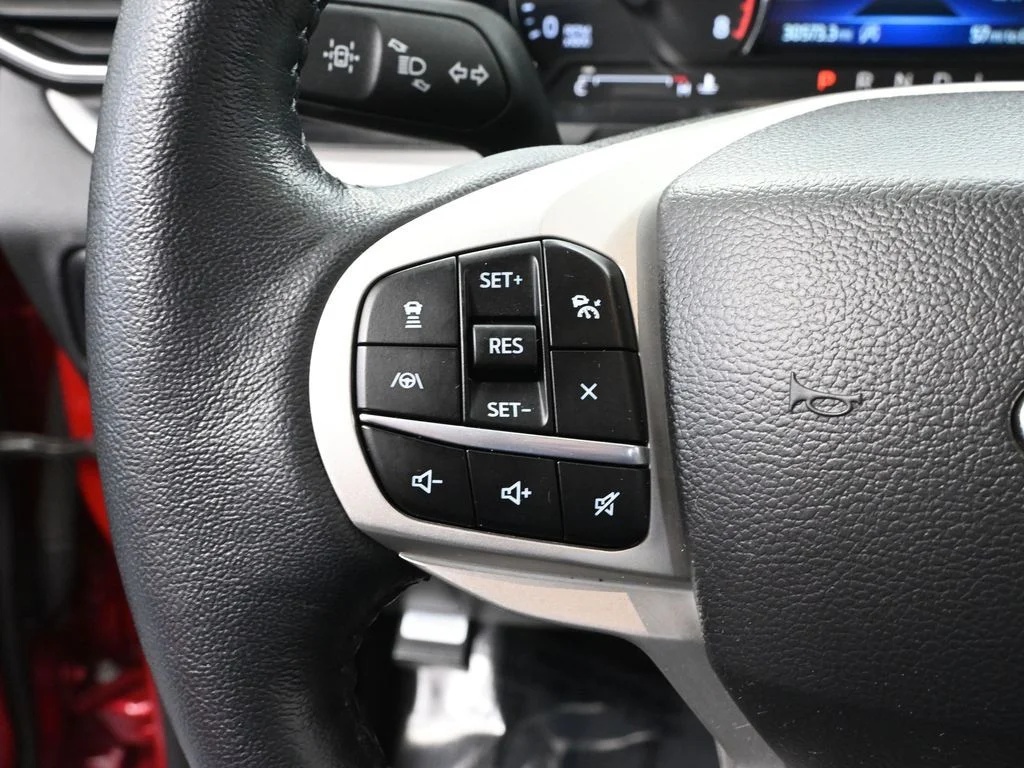 Certified Used 2023 Red Ford XLT image 27