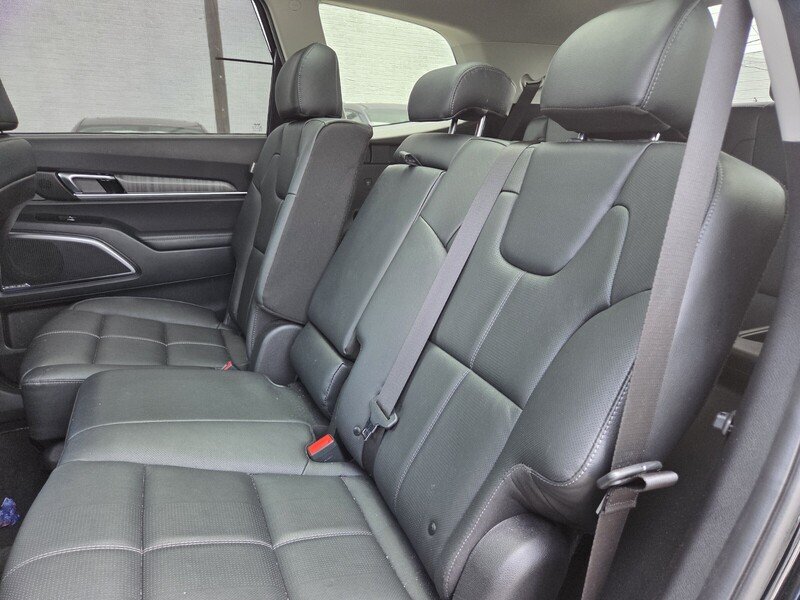 Used 2025 Black Kia SX image 21