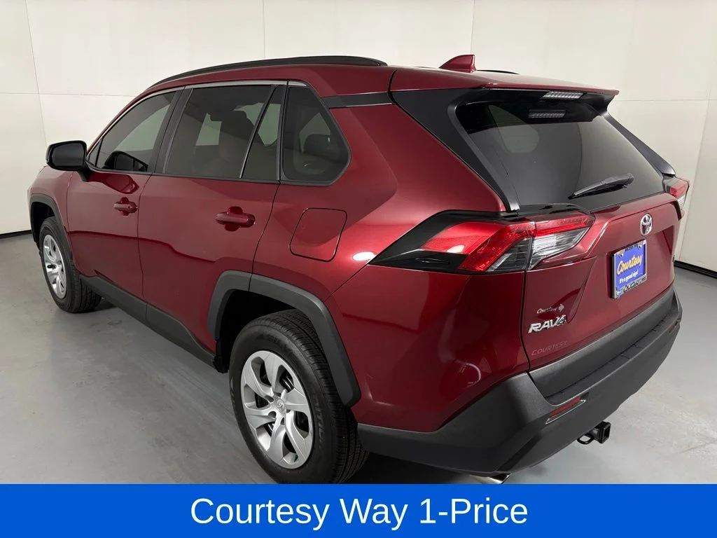 Used 2020 Red Toyota LE image 8