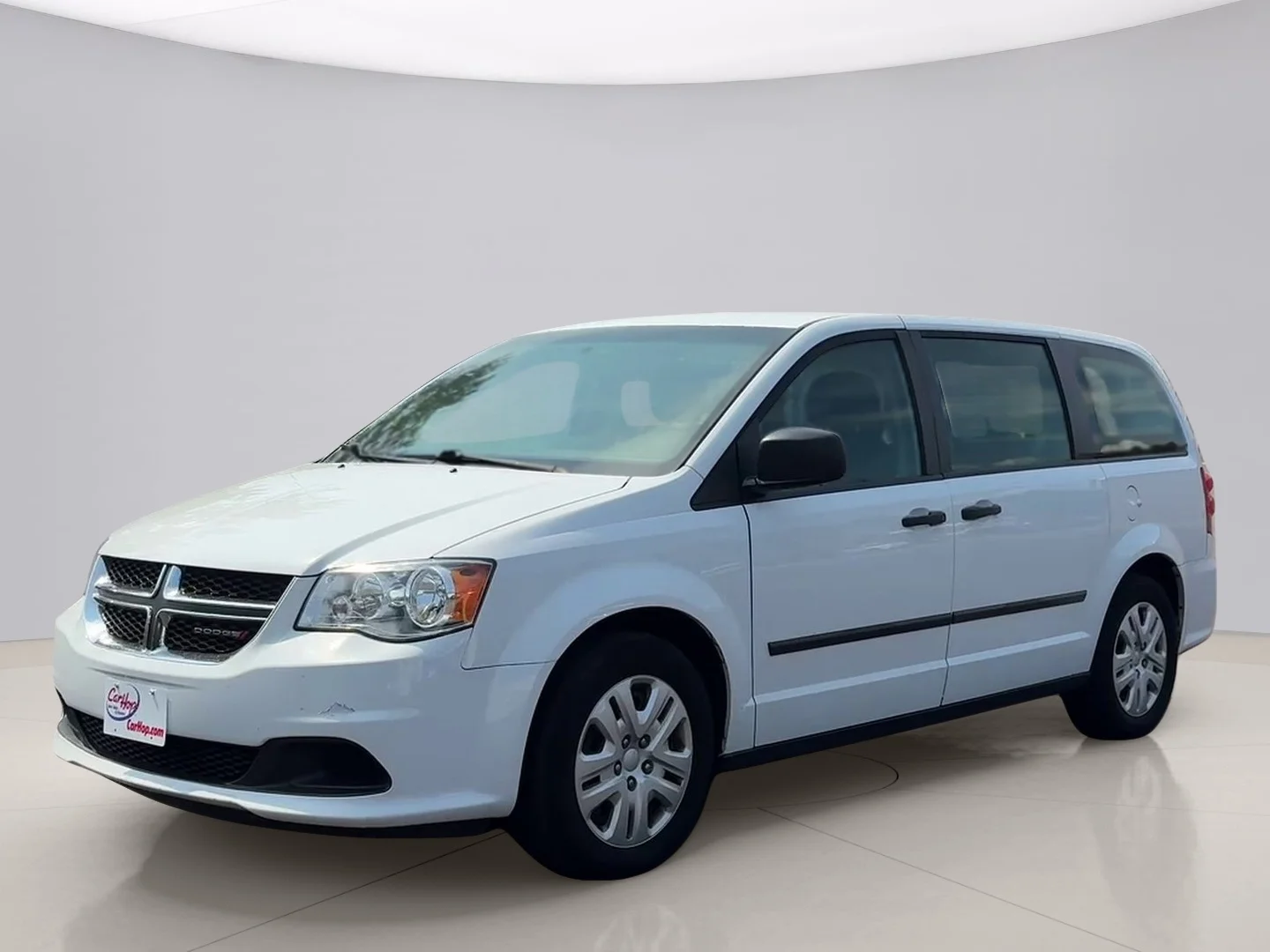 Used 2015 White Dodge SE image 1