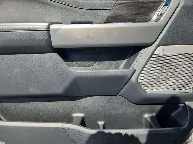 Used 2025 Gray Ford LARIAT image 22