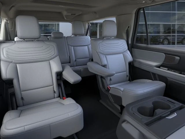 New 2026 Star White Metallic Tri-Coat Ford MAX Platinum® image 11