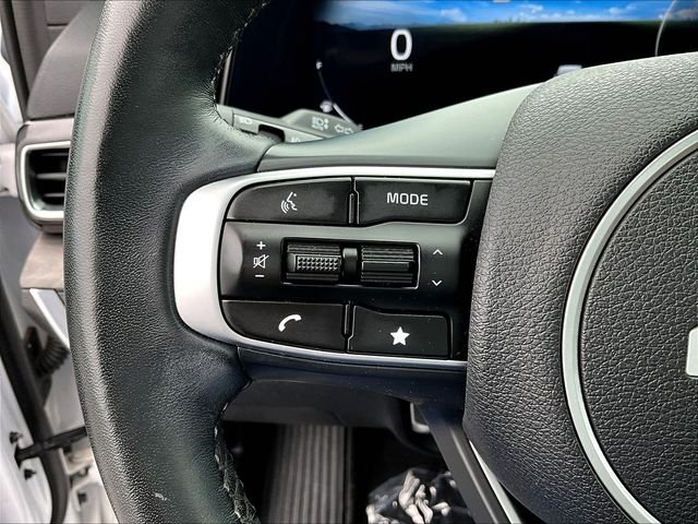 Certified Used 2024 White Kia X-Pro Prestige image 14