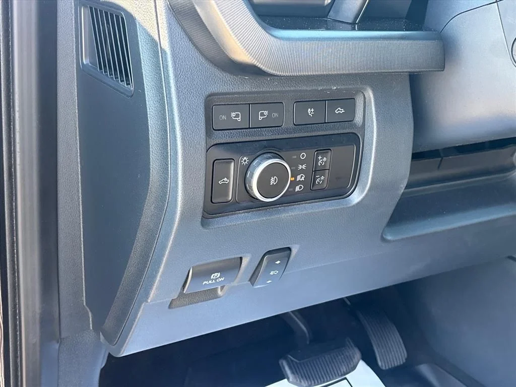 Used 2023 Blue Ford Platinum image 27