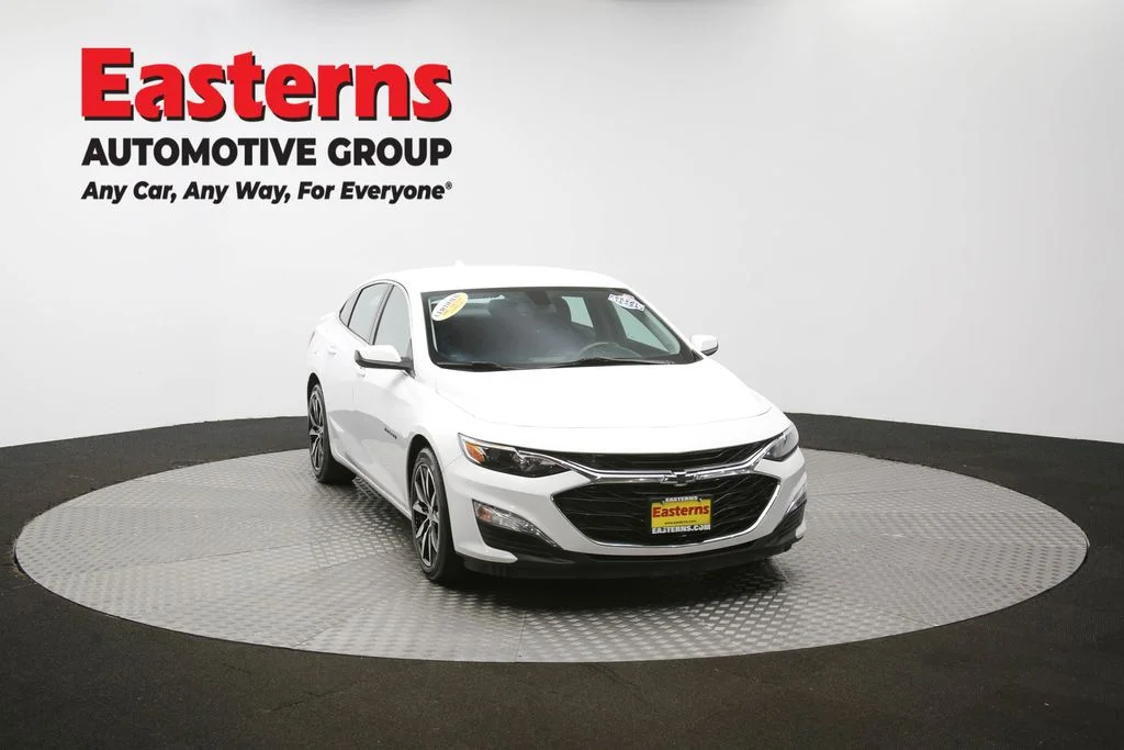 Used 2022 White Chevrolet RS image 47