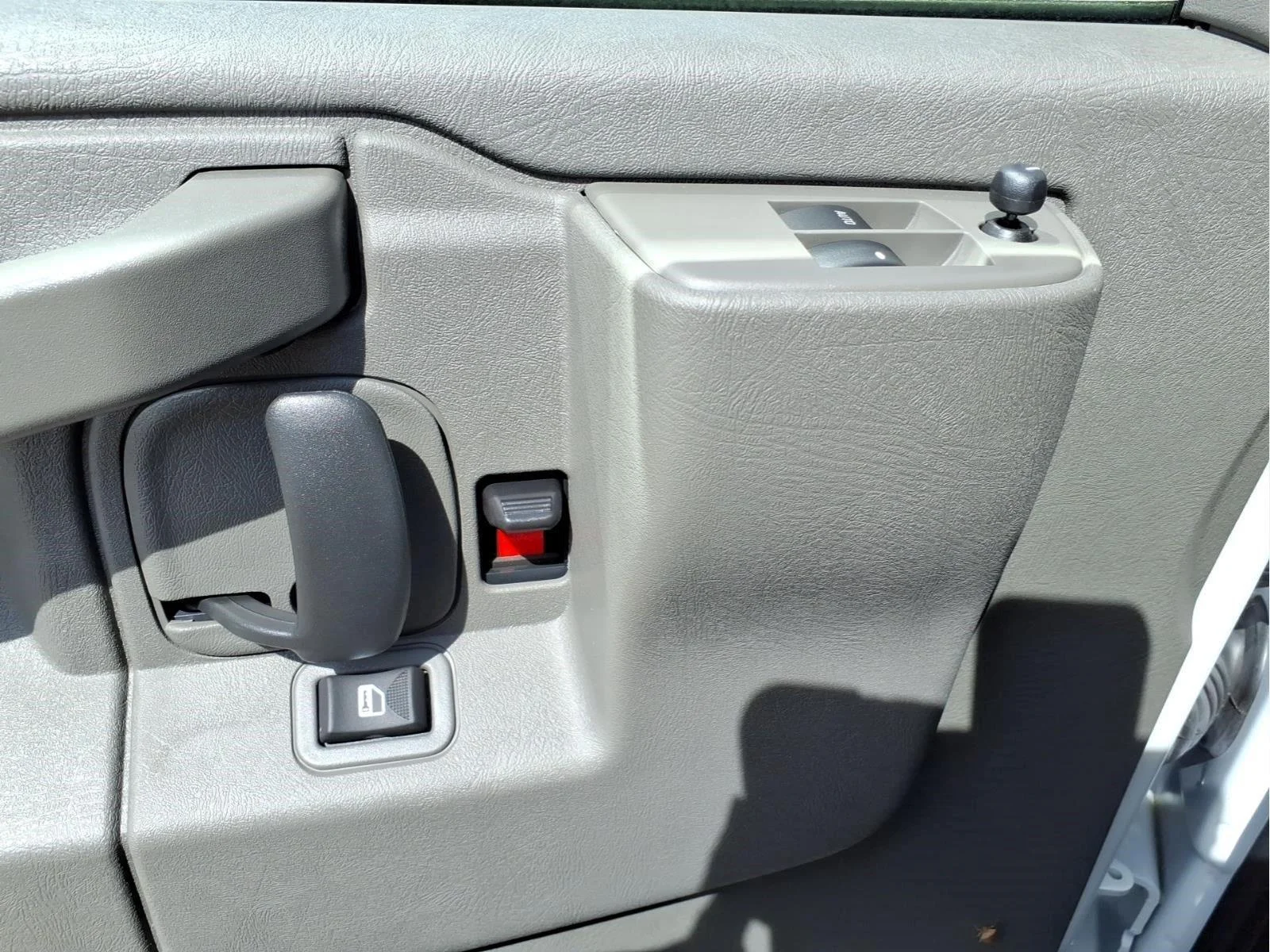 2026 GMC Savana Cargo Work Van - Photo 13